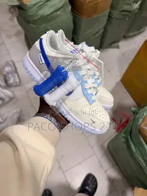 Nike Dunk Low Ivory Hyper Royal Gs