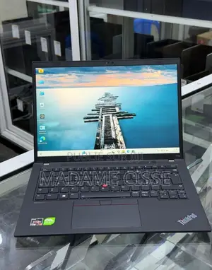 Nouveau Lenovo ThinkPad T14s G4 32GB AMD Ryzen 7 SSD 512GB