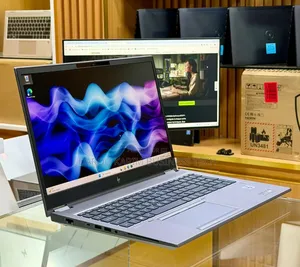Nouveau HP Zbook Fury 15 G7 32GB Intel Core i7 SSD 512GB