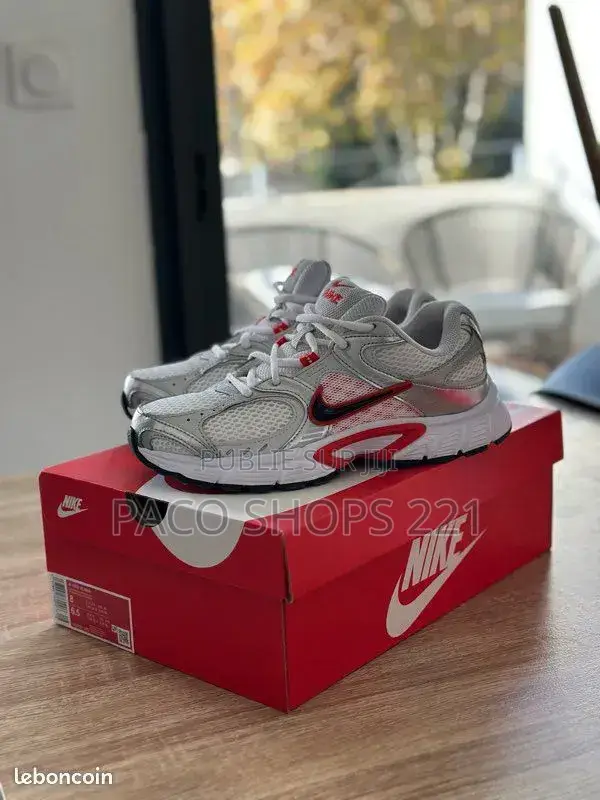 Nike V5 RNR