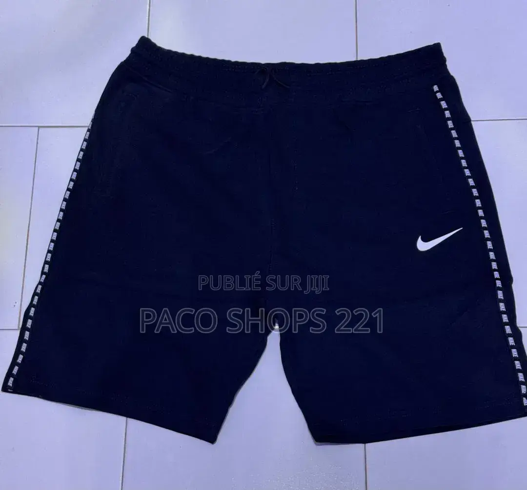 Short Été Nike Swoosh