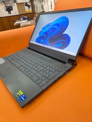 Nouveau Ordinateur portable Dell G15 5511 32GB Intel Core i7 SSD 512GB