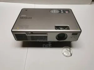 Projecteur Epson Emp-765