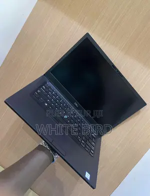 Ordinateur portable Dell Latitude 7490 8GB Intel Core i5 SSD 256GB