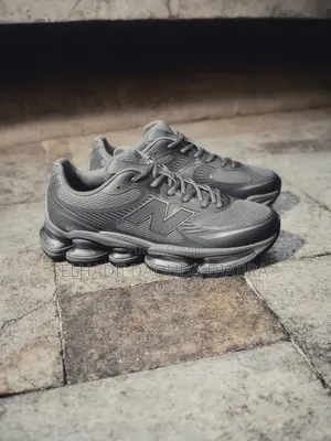 New Balance Abzorb 2000
