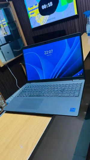 Nouveau Dell Latitude 3540 16GB Intel Core i5 SSD 256GB
