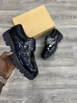Louis Vuitton Chaussure De Ville Payement À La Réception