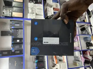 Nouveau Samsung Galaxy Fold 5G 512 GB Noir
