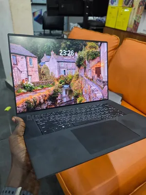 Nouveau Dell 16 Premium 32GB Intel Core i7 SSD 512GB