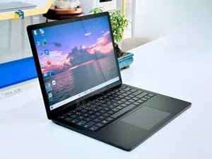Microsoft Surface Laptop 5 16GB Intel Core i7 SSD 512GB