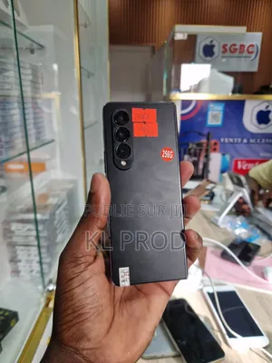 Nouveau Samsung Galaxy Z Fold4 256 GB Noir