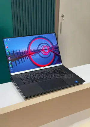 Nouveau Ordinateur portable Dell XPS 15 16GB Intel Core i5 SSD 512GB