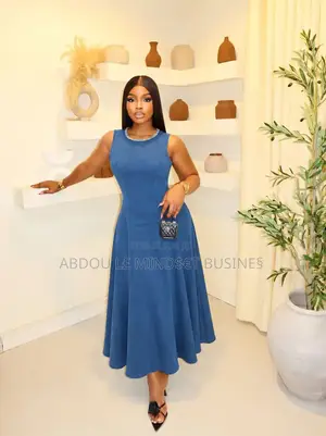 Robe Jeans Simple Disponible