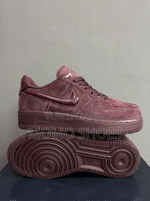 Nike Air Force 1 — Style Iconique Confort Premium 