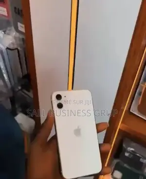 Apple iPhone 11 64 GB Blanc