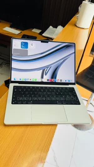 Nouveau Apple MacBook Pro M1 32GB Apple M1 Pro SSD 512GB