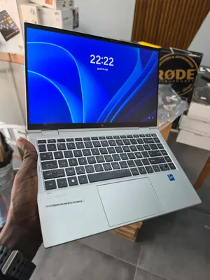 Nouveau HP EliteBook 1040 G8 16GB Intel Core i7 SSD 512GB