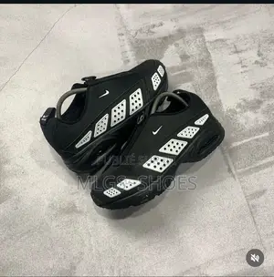 Nike Air Max SNDR