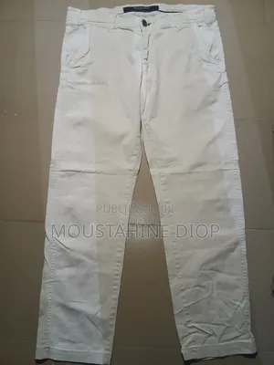 Pantalons Kaki De Friperie en Très Bon État.