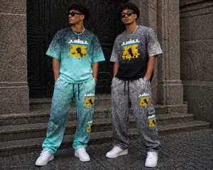 Des Jolies Ensemble Pour Hommes