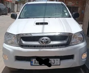Location Pick-Up Toyota Hilux