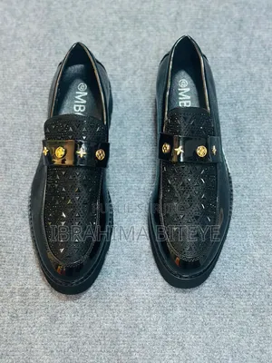 Chaussures Classiques Homme Élégantes. Mocassins Luxe Noir Premium