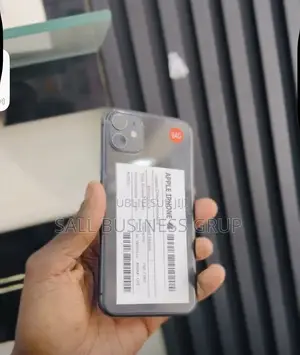 Nouveau Apple iPhone 11 64 GB Noir