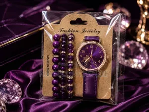 Une Ensemble De Montre Et Ses Bracelets Disponibles À Des Prix Abordab