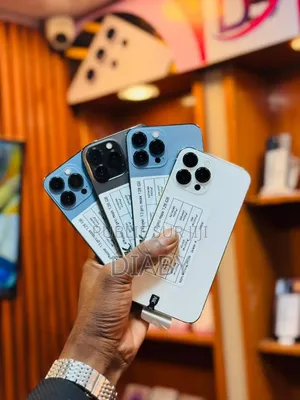 Nouveau Apple iPhone 13 Pro 128 GB Blanc
