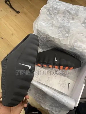 Sandales Nike Mind