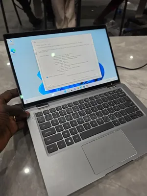 Nouveau Dell Latitude 7320 16GB Intel Core i5 SSD 512GB