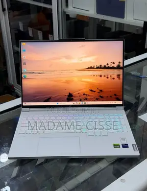 Nouveau Lenovo Legion 7 32GB Intel Core i9 SSD 512GB