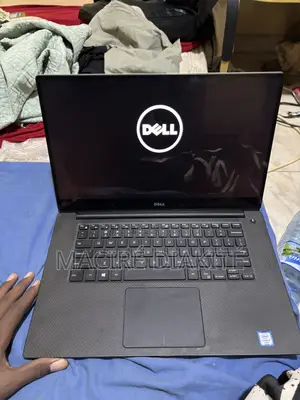 Ordinateur portable Dell Precision 15 5510 16GB Intel Core i7 HDD 500GB