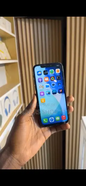 Apple iPhone 12 128 GB Noir