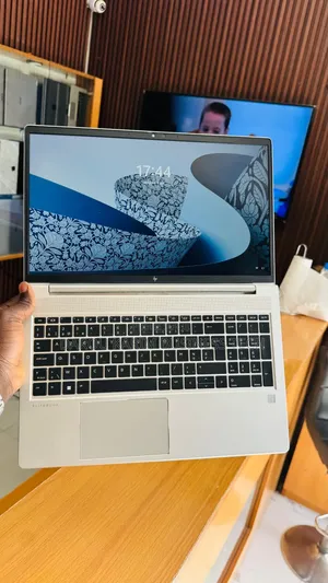 Nouveau Ordinateur portable HP 655 16GB AMD Ryzen 5 SSD 512GB