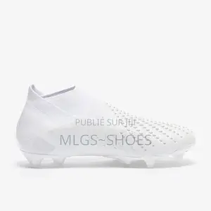 Chaussures Crampons Blanc