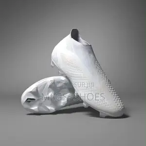 Chaussures Crampons Blanc