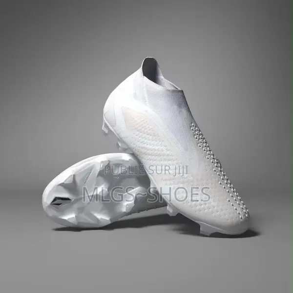 Chaussures Crampons Blanc