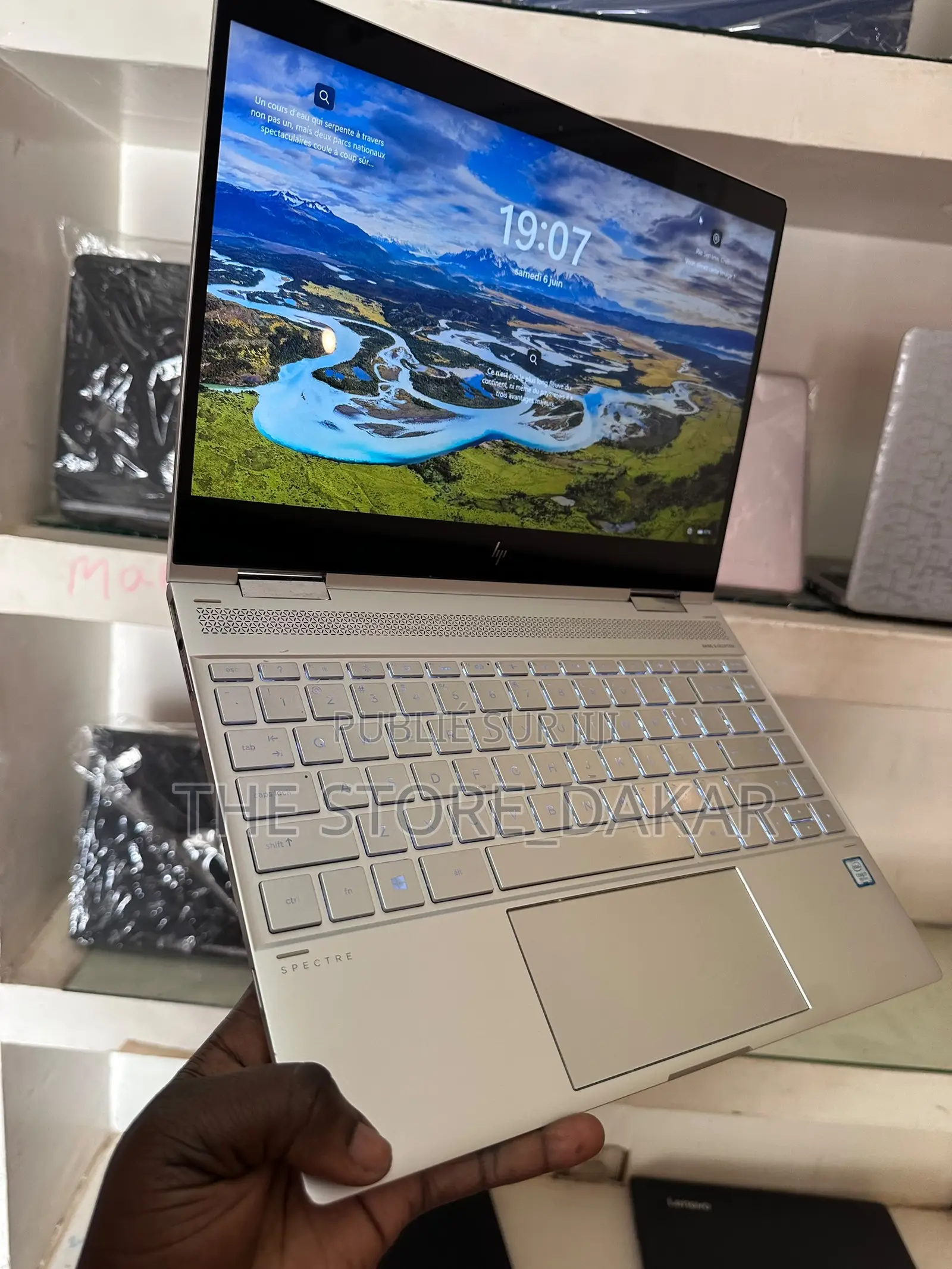 Nouveau HP Spectre X360 16GB Intel Core i7 SSD 256GB