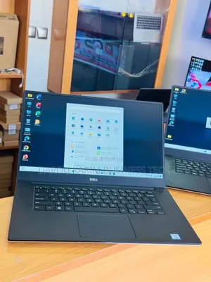 Nouveau Dell Precision 15 5520 16GB Intel Core i7 SSD 512GB