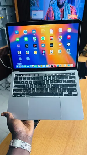 Nouveau Apple MacBook Pro 2020 16GB Intel Core i5 SSD 512GB