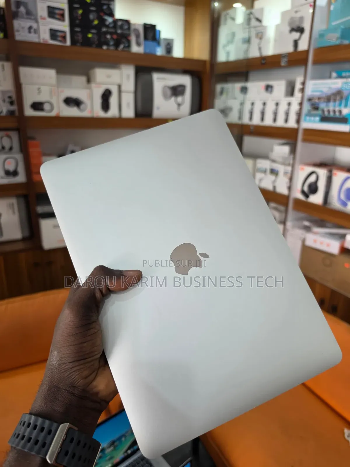Nouveau Apple MacBook Air 2020 M1 8GB Apple M1 SSD 256GB