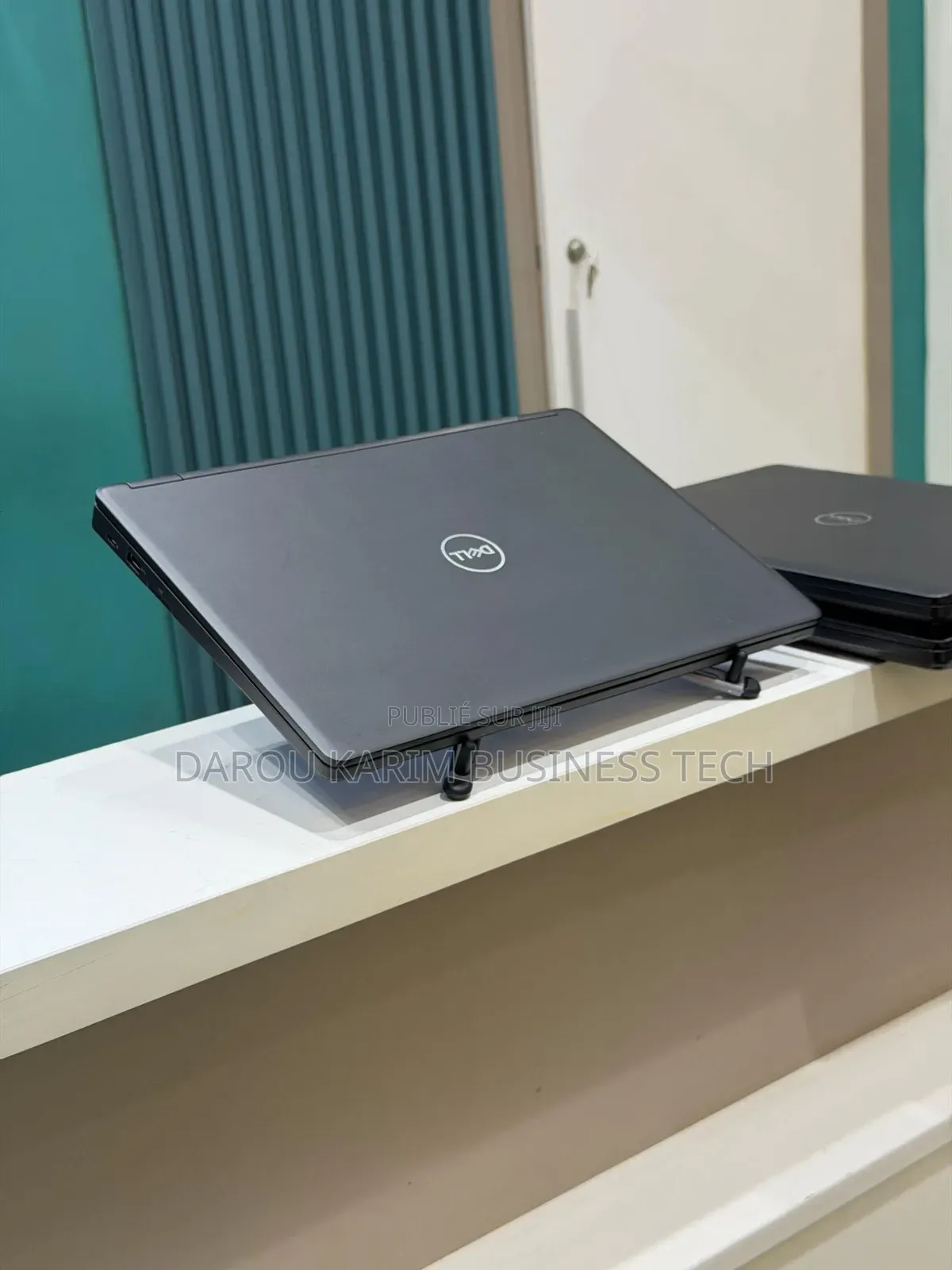 Nouveau Dell Latitude 5491 8GB AMD Ryzen 5 SSD 256GB