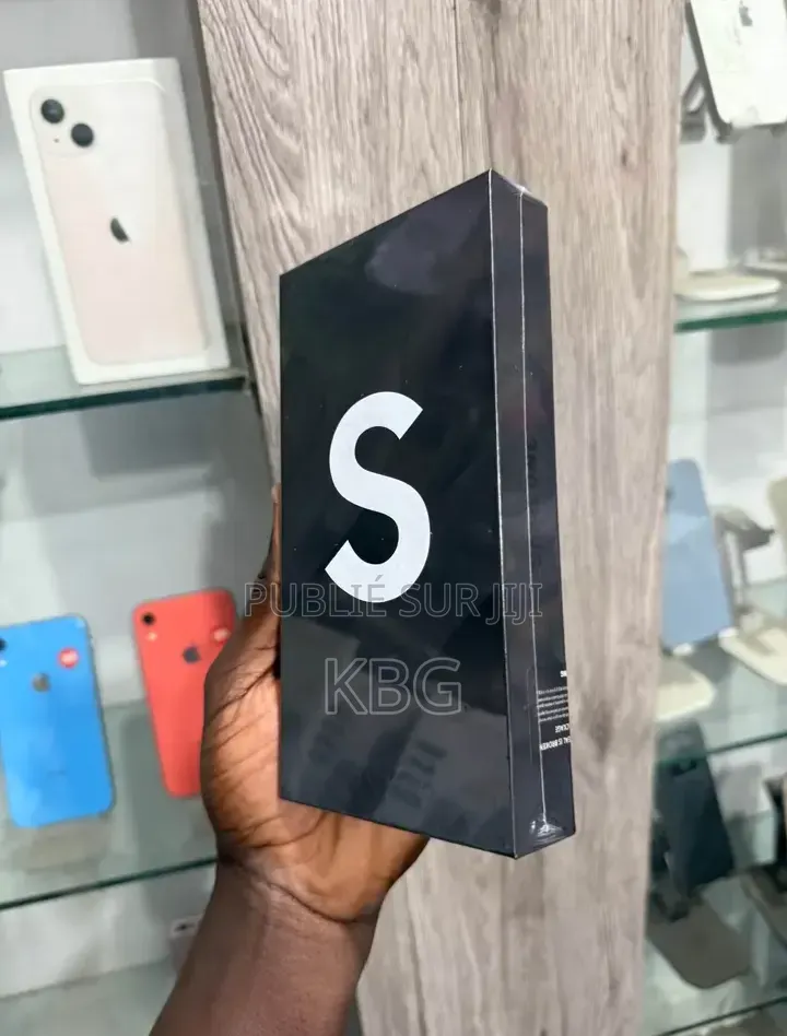 Nouveau Samsung Galaxy S22 Ultra 5G 256 GB Noir