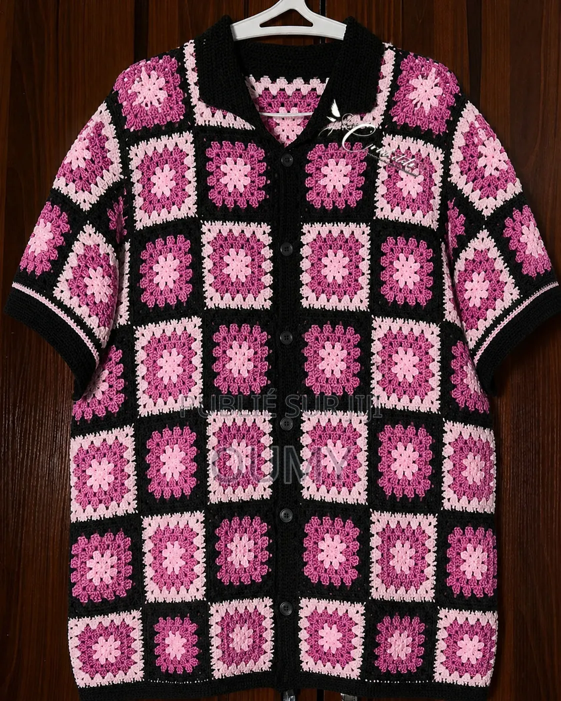 Chemise Crochet Faite Main – Style Granny Square