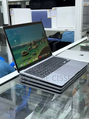 Nouveau Apple MacBook Air 2020 M1 8GB Apple M1 SSD 256GB