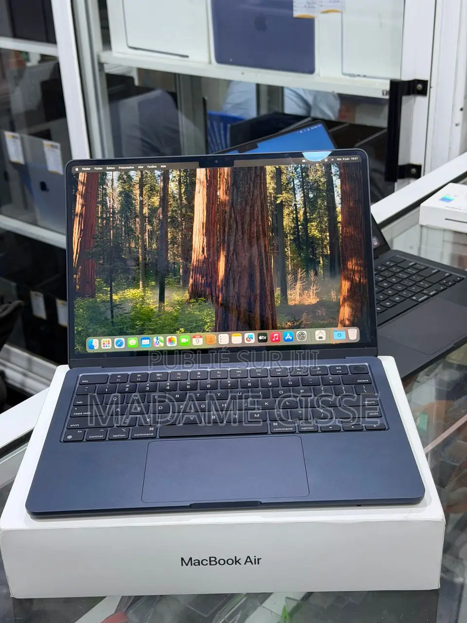 Nouveau Apple MacBook Air 2022 M2 16GB Apple M2 SSD 256GB