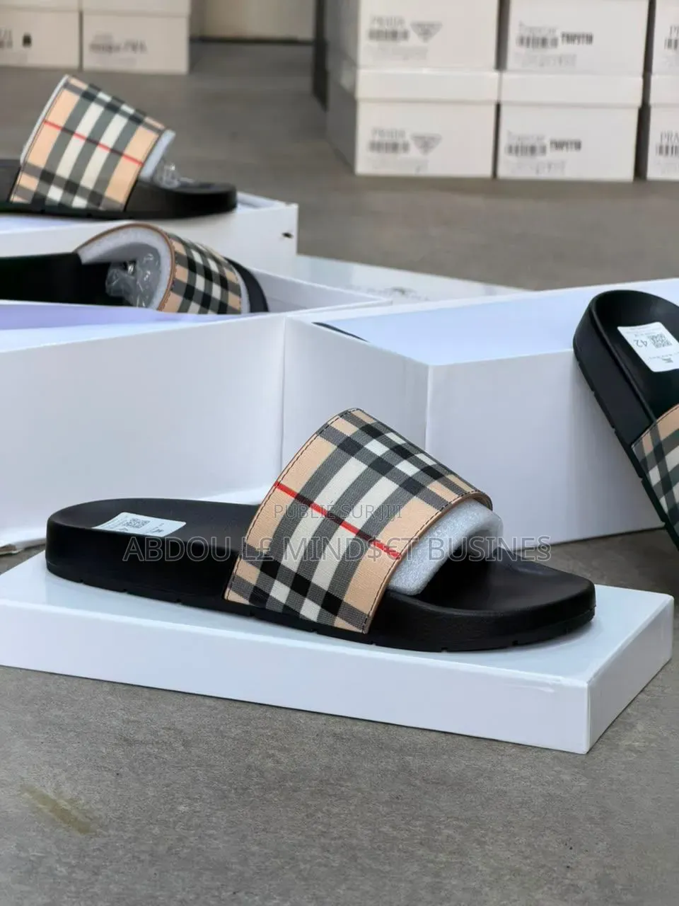 Sandal Burberry Disponible