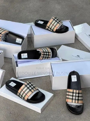 Sandal Burberry Disponible