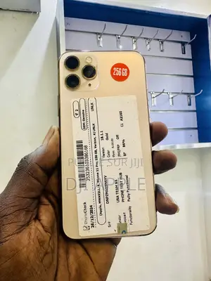 Apple iPhone 11 Pro 256 GB Doré